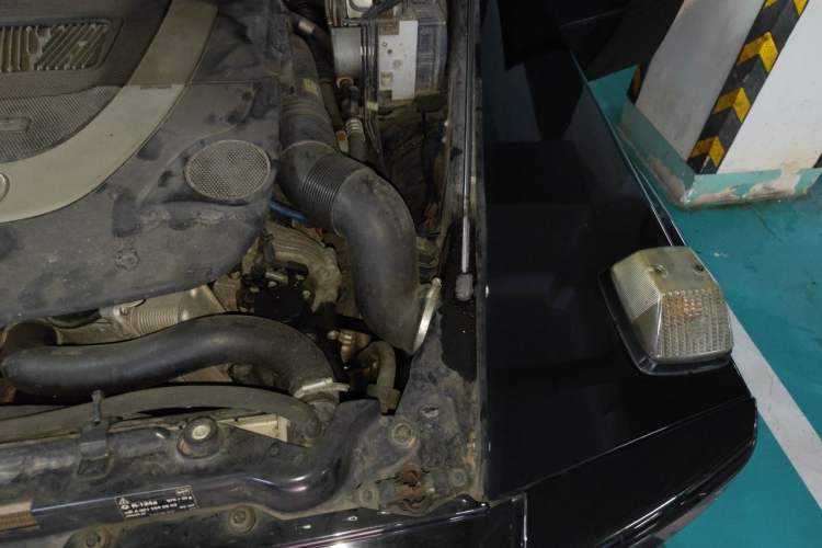 Used Mercedes-Benz G-Class 2013 G 500 Engine Bay Left