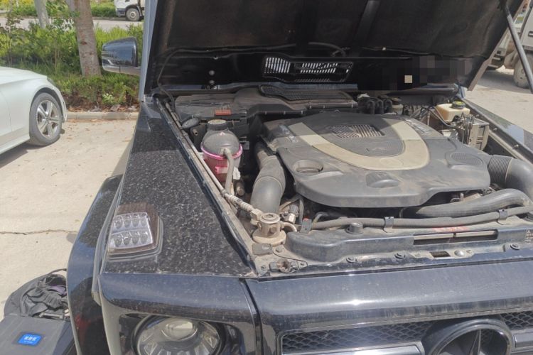 Used Mercedes-Benz G-Class 2013 G 500 Engine Bay Right