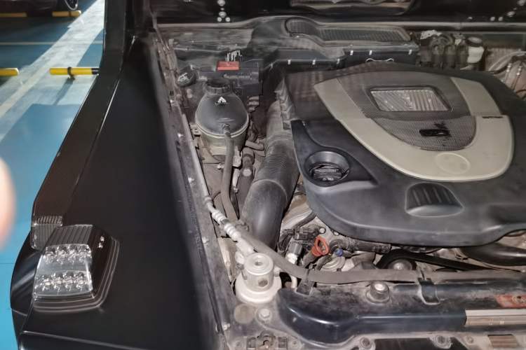 Used Mercedes-Benz G-Class 2013 G 500 Engine Bay Right