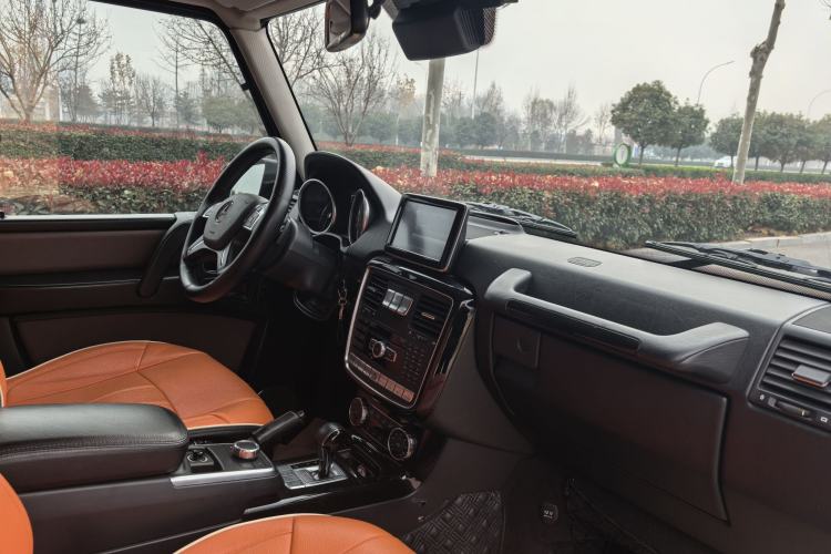 Used Mercedes-Benz G-Class 2013 G 500 Interior 7