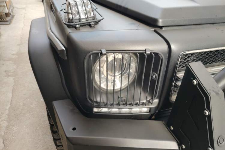 Used Mercedes-Benz G-Class 2013 G 500 Right Front Headlight