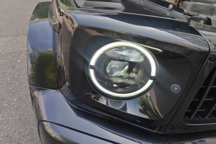 Used Mercedes-Benz G-Class 2013 G500 Right Front Headlight