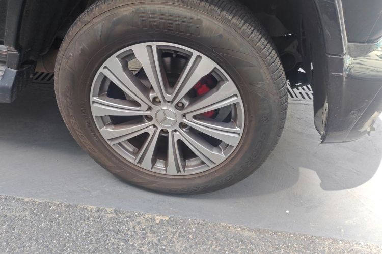Used Mercedes-Benz G-Class 2013 G500 Right Front Wheel Hub