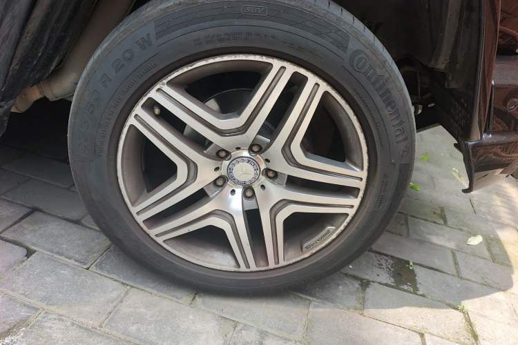 Used Mercedes-Benz G-Class 2013 G 500 Right Front Wheel Hub