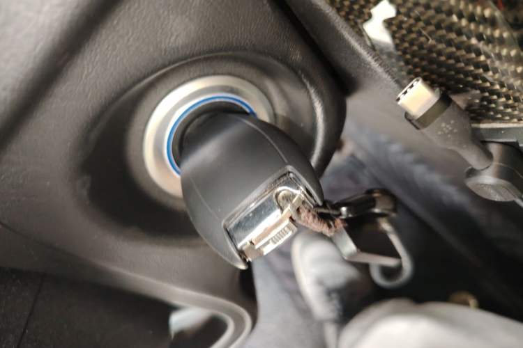 Used Mercedes-Benz G-Class 2013 G 500 Vehicle Key