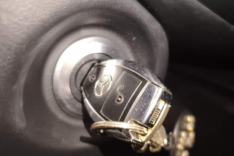 Used Mercedes-Benz G-Class 2013 G 500 Vehicle Key