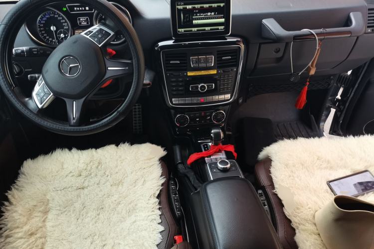 Used Mercedes-Benz G-Class 2013 G 500 Center Console