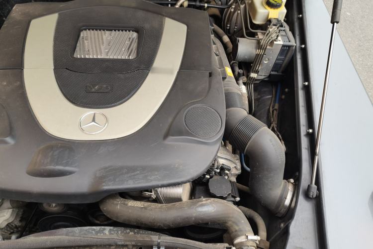 Used Mercedes-Benz G-Class 2013 G 500 Engine Bay Left