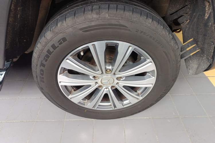 Used Mercedes-Benz G-Class 2013 G 500 Right Front Wheel Hub