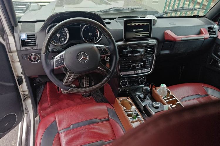 Used Mercedes-Benz G-Class  Center Console
