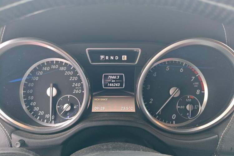 Used Mercedes-Benz G-Class  Instrument Cluster