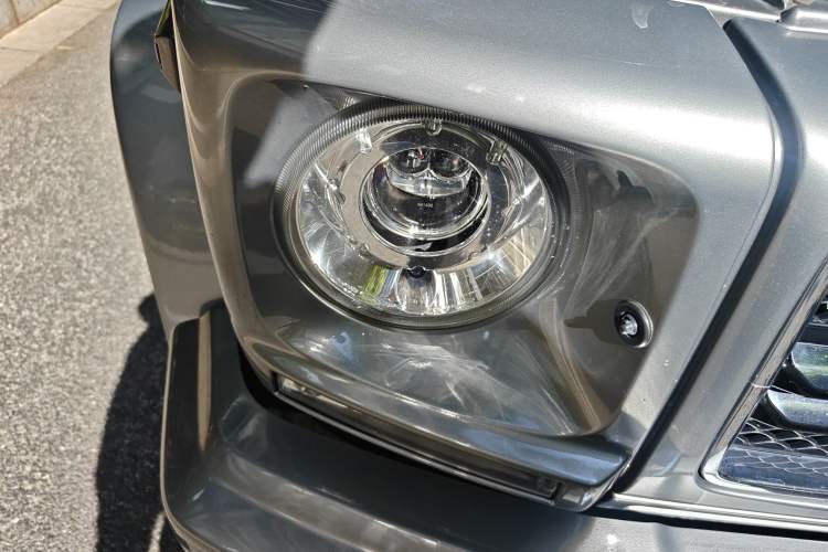 Used Mercedes-Benz G-Class 2013 G 500 Right Front Headlight