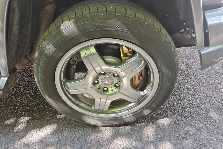 Used Mercedes-Benz G-Class 2013 G 500 Right Front Wheel Hub