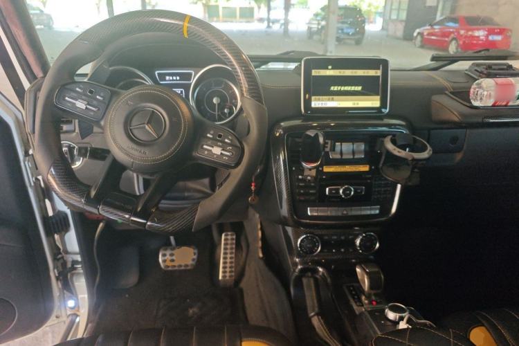 Used Mercedes-Benz G-Class 2013 G 500 Center Console