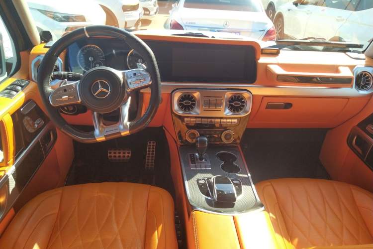 Used Mercedes-Benz G-Class 2013 G 500 Center Console