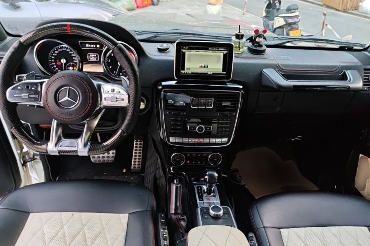 Used Mercedes-Benz G-Class 2013 G 500 Center Console