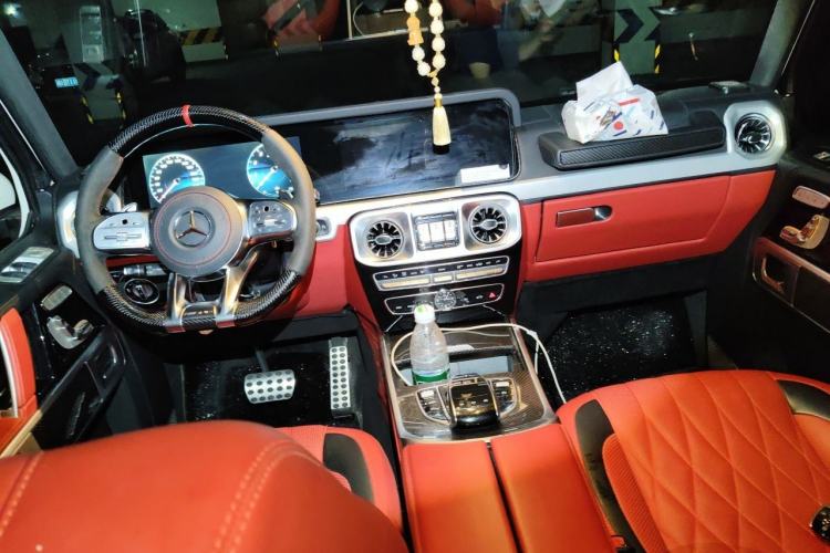 Used Mercedes-Benz G-Class 2013 G 500 Center Console
