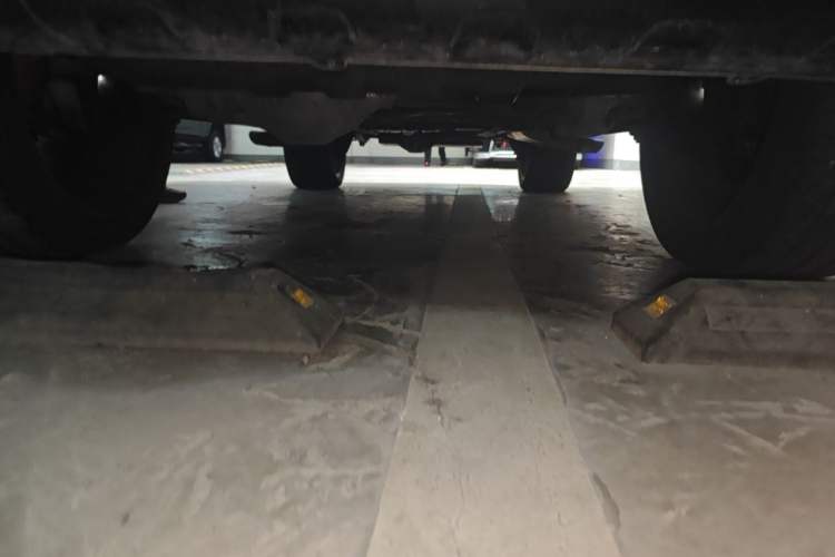 Used Mercedes-Benz G-Class 2013 G 500 Chassis Front