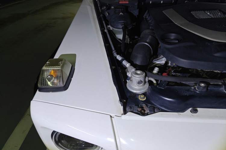 Used Mercedes-Benz G-Class 2013 G 500 Engine Bay Right