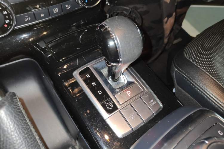 Used Mercedes-Benz G-Class 2013 G 500 Gear Lever