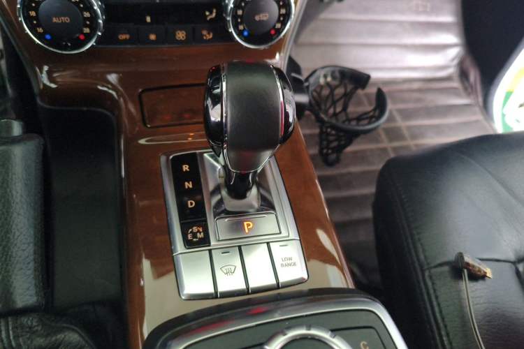 Used Mercedes-Benz G-Class 2013 G 500 Gear Lever