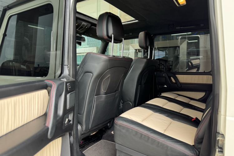 Used Mercedes-Benz G-Class 2013 G 500 Interior 14