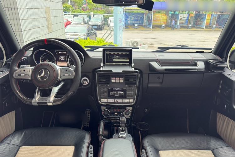 Used Mercedes-Benz G-Class 2013 G 500 Interior 2