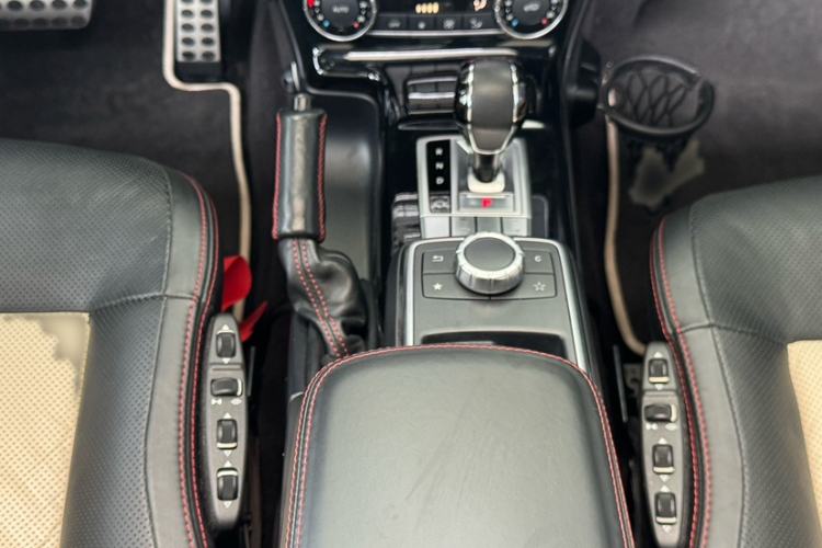 Used Mercedes-Benz G-Class 2013 G 500 Interior 8
