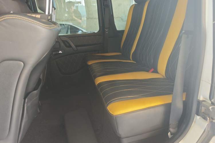 Used Mercedes-Benz G-Class 2013 G 500 Left Rear Seat
