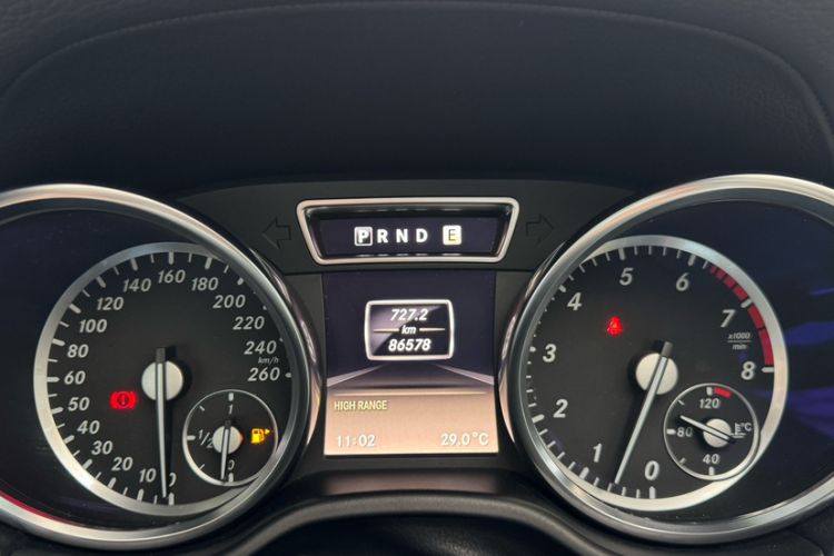 Used Mercedes-Benz G-Class 2013 G 500 Odometer Close Up
