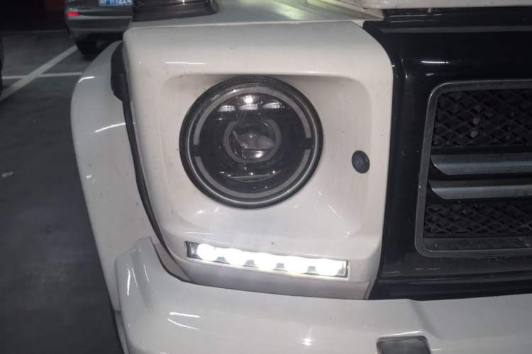 Used Mercedes-Benz G-Class 2013 G 500 Right Front Headlight