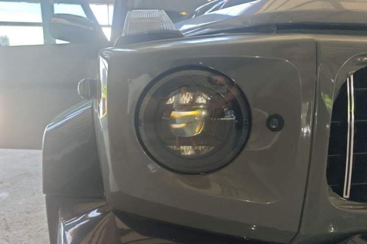 Used Mercedes-Benz G-Class 2013 G 500 Right Front Headlight