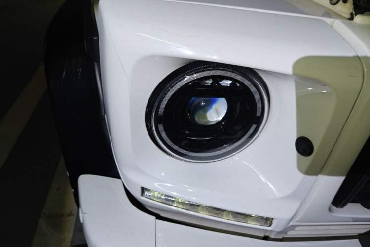 Used Mercedes-Benz G-Class 2013 G 500 Right Front Headlight