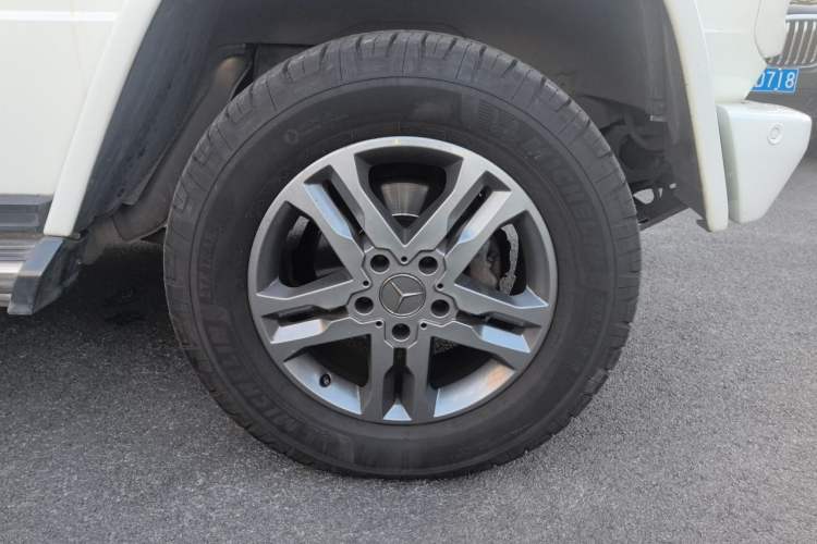 Used Mercedes-Benz G-Class 2013 G 500 Right Front Wheel Hub
