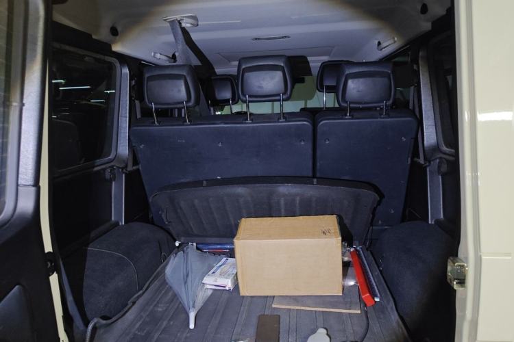 Used Mercedes-Benz G-Class 2013 G 500 Trunk