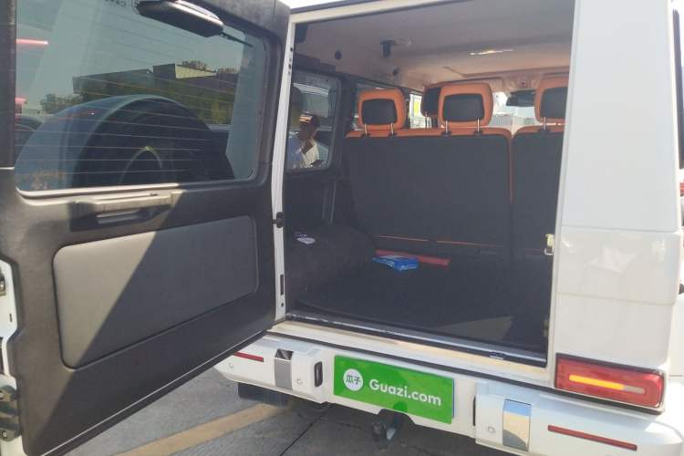 Used Mercedes-Benz G-Class 2013 G 500 Trunk
