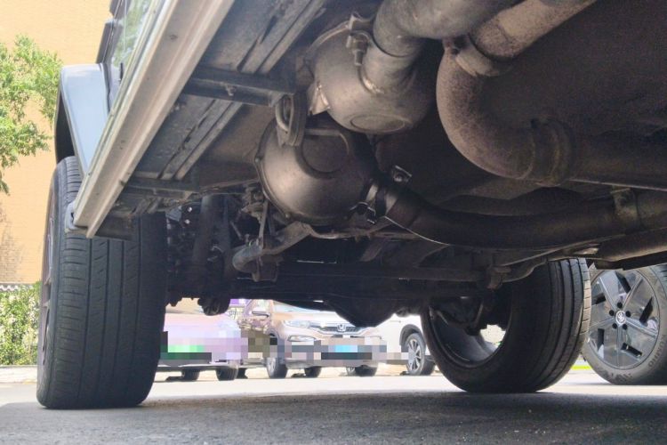 Used Mercedes-Benz G-Class  Chassis Rear Left