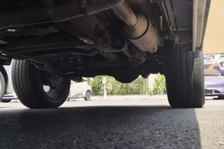 Used Mercedes-Benz G-Class  Chassis Rear Right