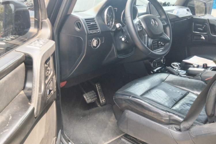 Used Mercedes-Benz G-Class  Driver Seat