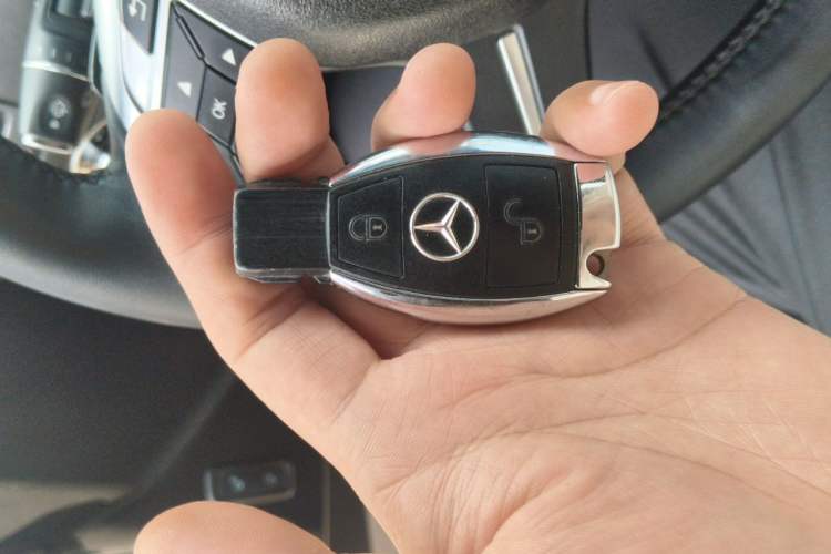 Used Mercedes-Benz G-Class  Vehicle Key