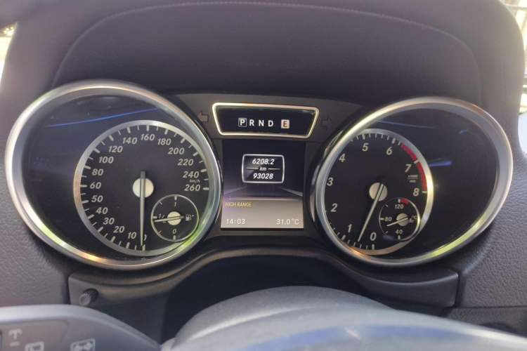 Used Mercedes-Benz G-Class 2015 G 500 Reinforced Edition Instrument Cluster