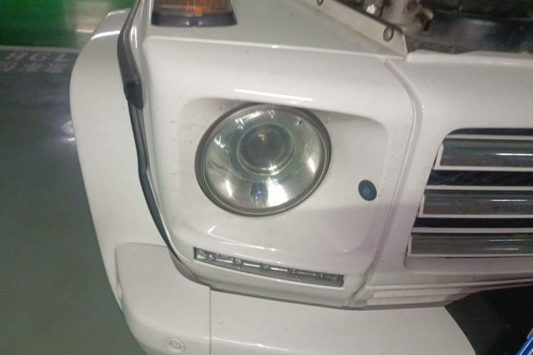 Used Mercedes-Benz G-Class  Right Front Headlight