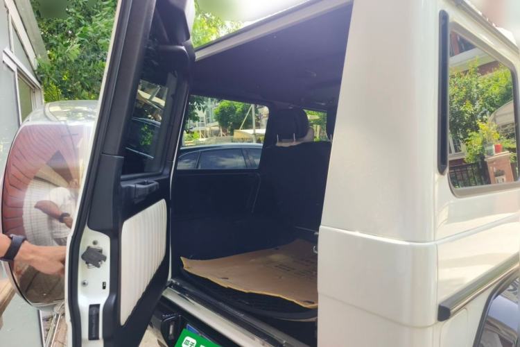 Used Mercedes-Benz G-Class 2015 G 500 Reinforced Edition Trunk