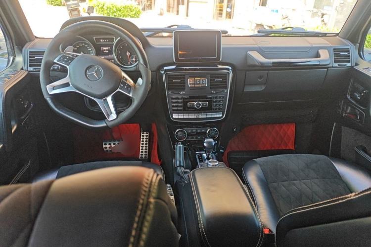 Used Mercedes-Benz G-Class  Center Console