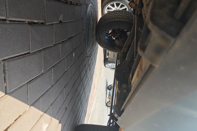 Used Mercedes-Benz G-Class  Chassis Front Left