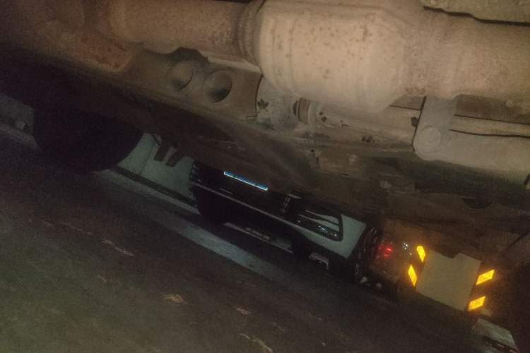 Used Mercedes-Benz G-Class  Chassis Front Right