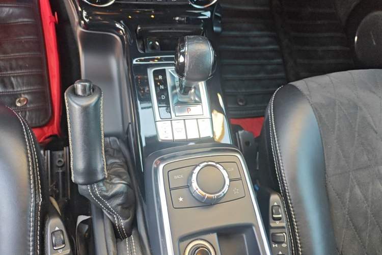 Used Mercedes-Benz G-Class  Gear Lever