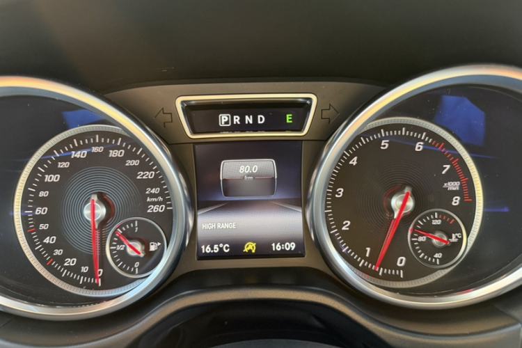Used Mercedes-Benz G-Class 2016 G 500 Instrument Cluster