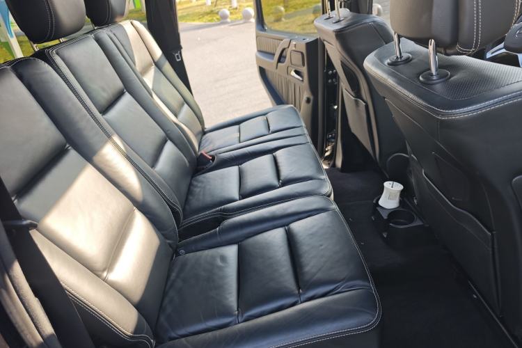 Used Mercedes-Benz G-Class 2016 G 500 Interior 11