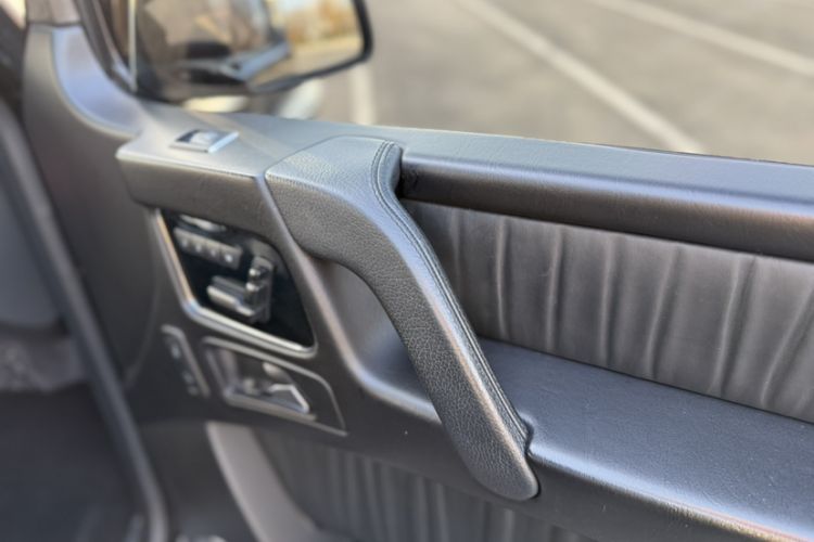 Used Mercedes-Benz G-Class 2016 G 500 Interior 14